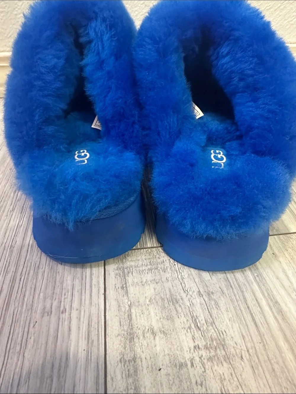UGG Electric Blue Shearling Slip-On Mules - Picture 9 of 9